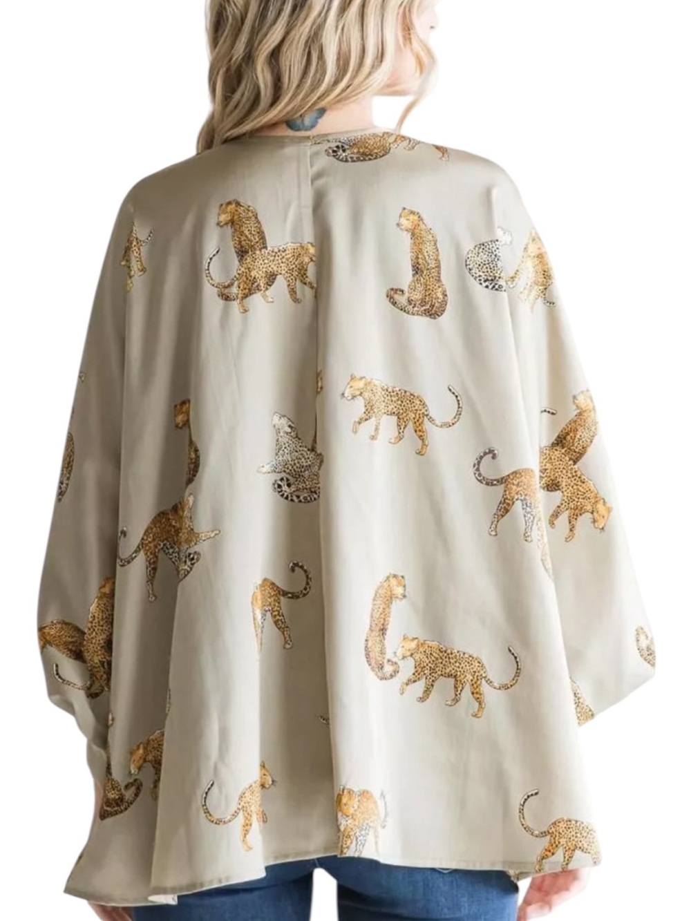 Jodifl Cheetah Print Boho Dolman Sleeve Dull SaTin V-neck Flowy Top - Picture 2 of 2